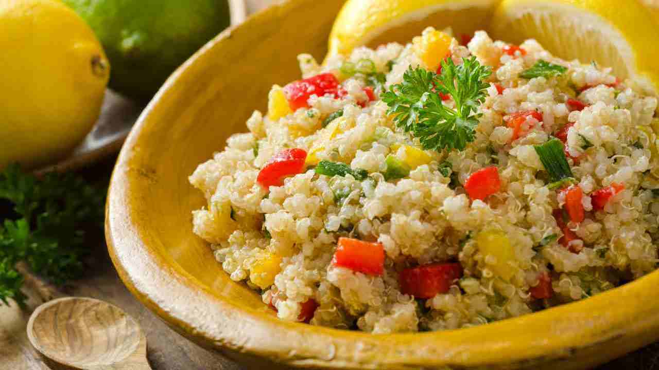 Insalata-di-quinoa-con-verdure-iFood.it-Tigulliovino.it